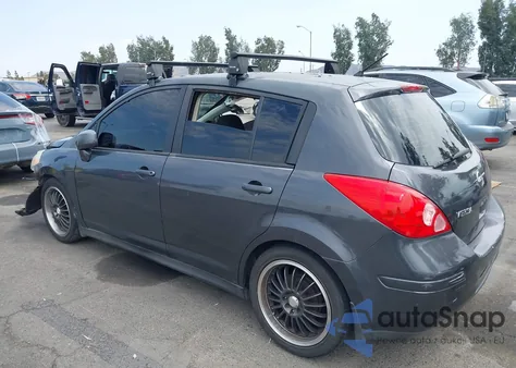 2011 Nissan Versa 1.8S z USA, uszkodzony, nr VIN 3N1BC1CP6BL363507